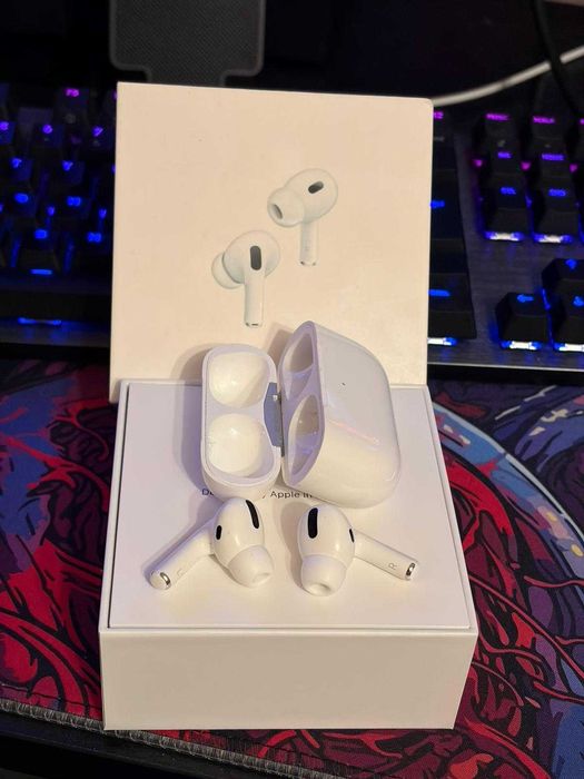APPLE AirPods PRO Gen. 1 – funcționale, ANC defect (casca dreaptă)