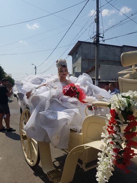 Plimbari cu caleasca, trasura pentru nunti si evenimente