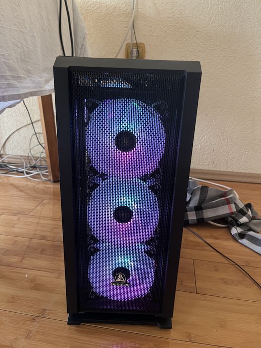 PC Gaming i7 + RX 580 8GB – 32GB RAM – SSD 512GB + HDD 2TB – Gata de utilizare