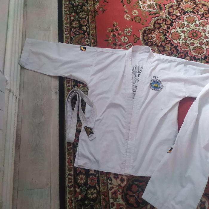 Кимоно для таэквандо