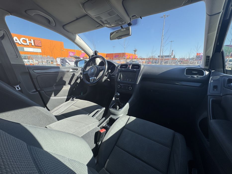 Volkswagen Golf 6 1.6TDI 105CP