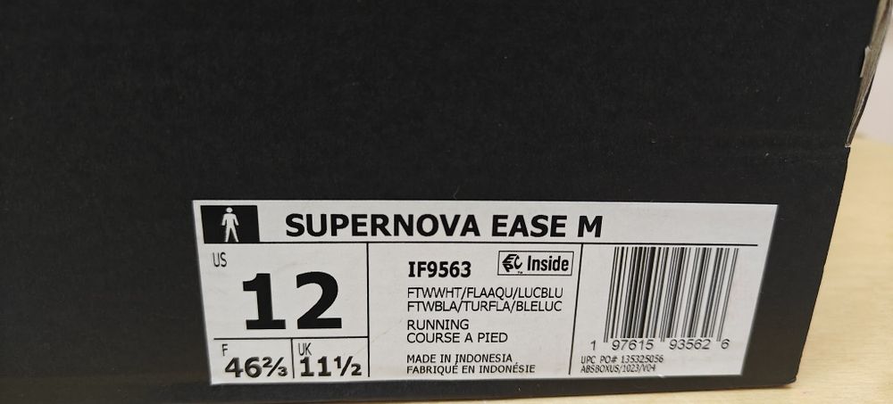 Беговые кроссовки Adidas Supernova Ease