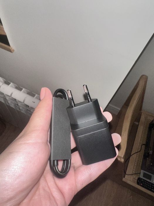 Продам зарядный кабель Type-C на Type-C.