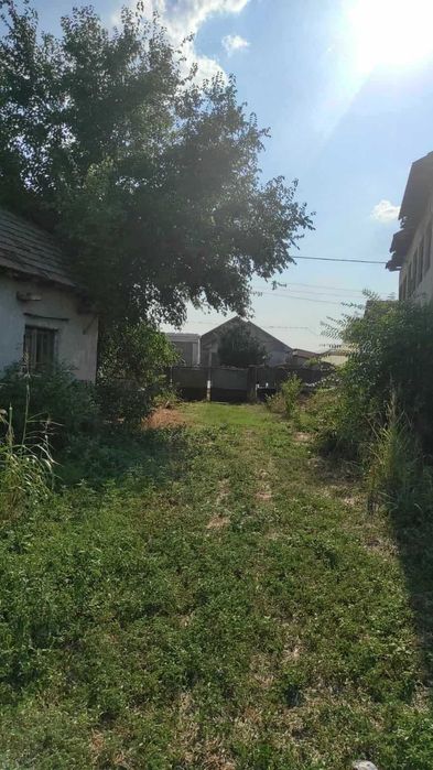 Casă de vânzare cu 4500m2 de teren