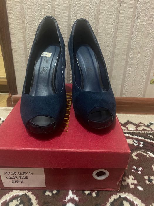 Босоножки вечерние