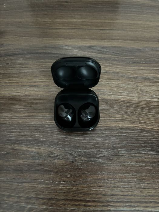 Продам наушники Samsung Galaxy Buds Pro