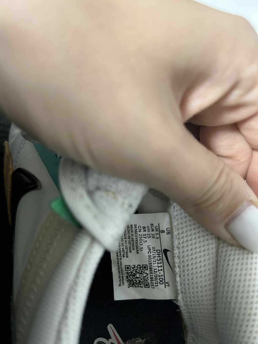 Дамски маратонки Air Max Pre-Day Se DH5111-100, номер 39