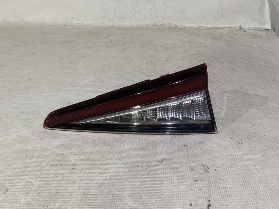 Lampa stop dreapta pe hayon, Skoda Enyaq, 2021, 2022, 2023, 2024, cod origine OE 5LG945308C.