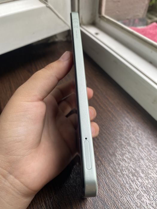 Телефон realmi60x