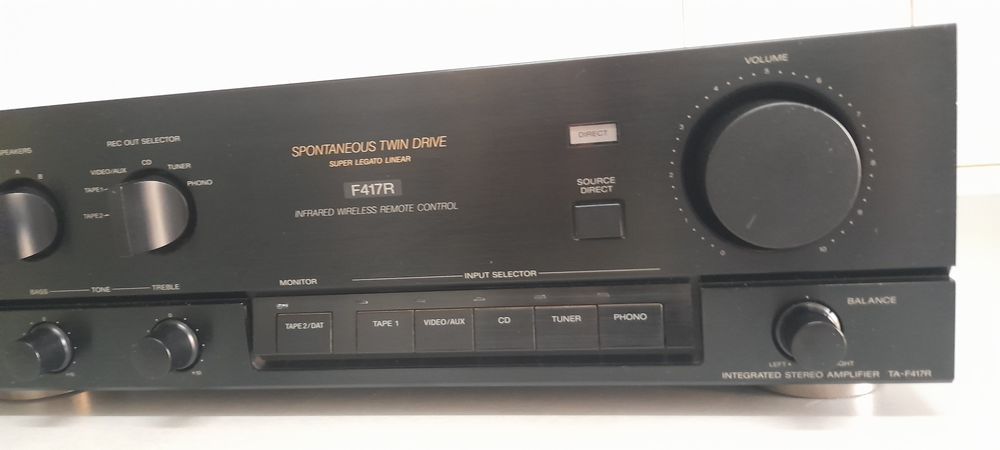 Amplificator Sony F417 R cu boxe Sony !