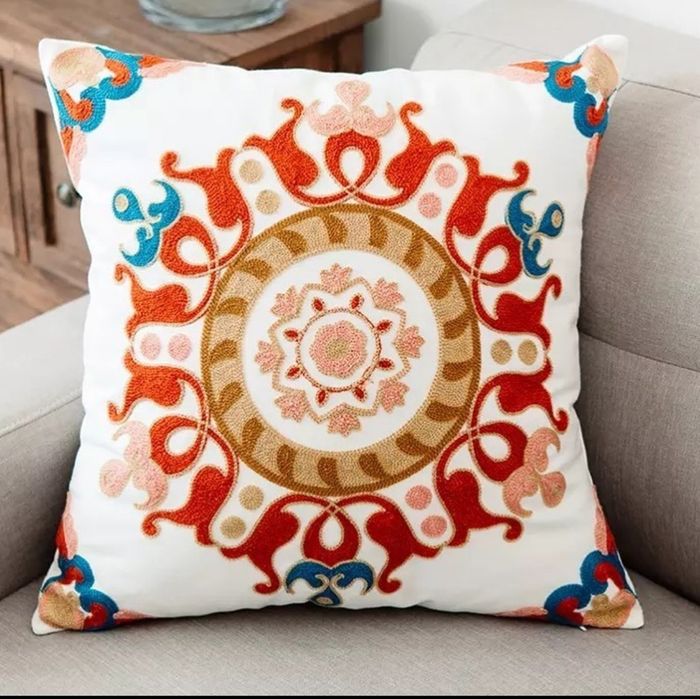 Наволочки с вышивкой