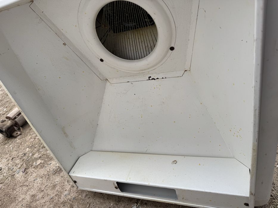 Продается вытяжка.