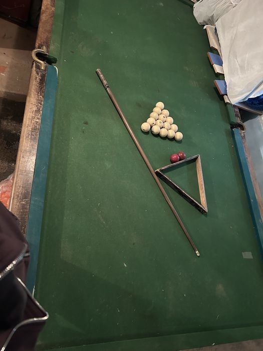 Бильярдный стол