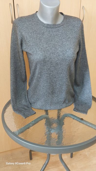 Пуловер BLUE MOTION. 45%кашмир, 55% коприна.размер S
Разпуловер BLUE M