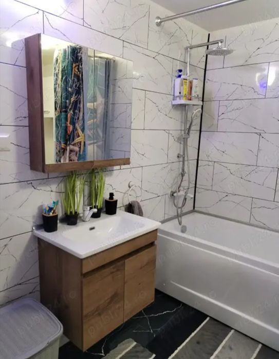 Casă modernă Recent renovată