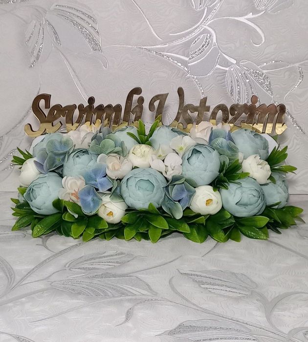 Sun'iy guldan topper kompozitsiya