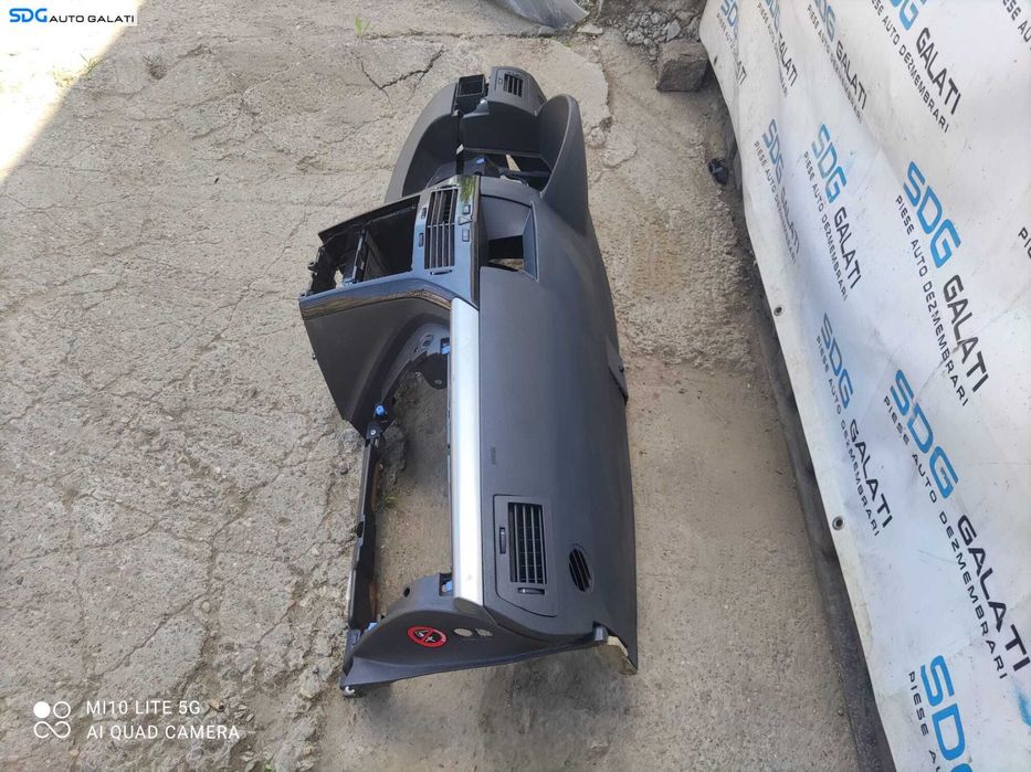 Plansa Bord Goala Opel Astra H 2004 - 2010