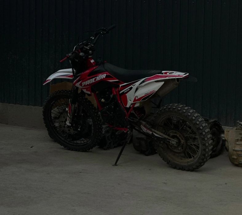 Эндуро 300 кубов