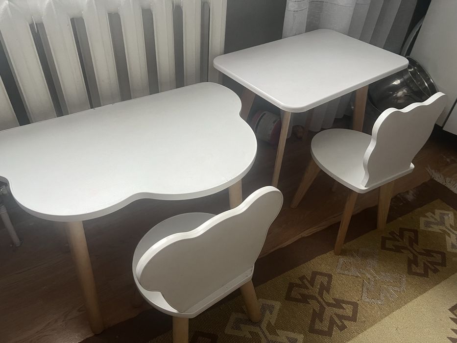 Детский столик и стульчик