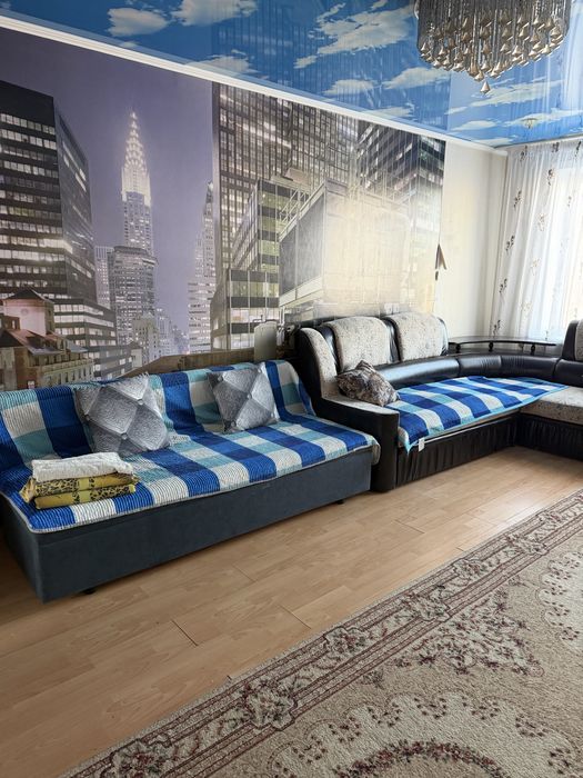 Продам угловой диван б/у