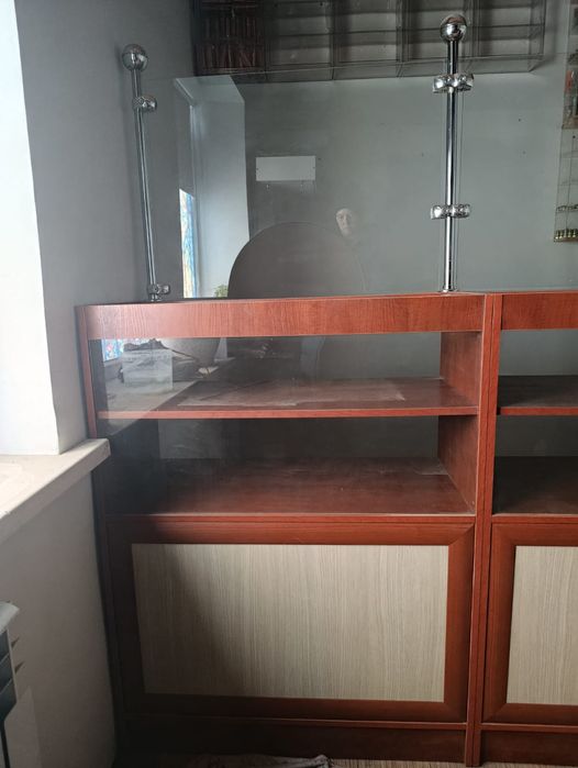 Продам витрину 5 штук