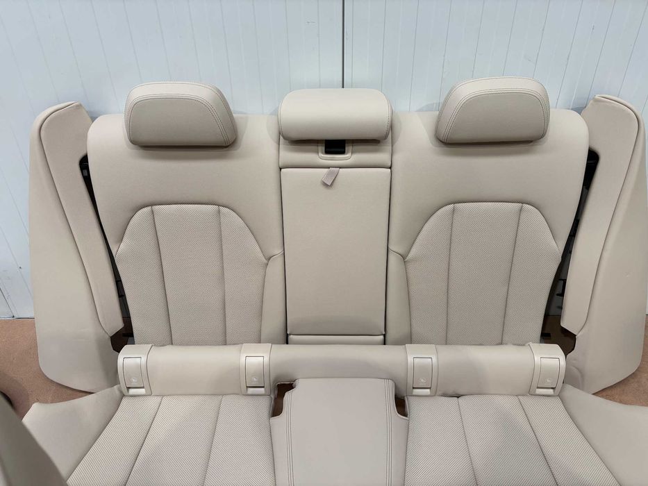 Салон БМВ Г20 Седан BMW G20