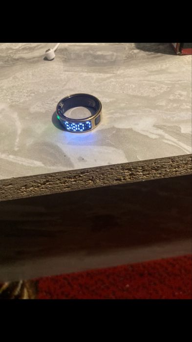 Смарт пръстенSmart ring