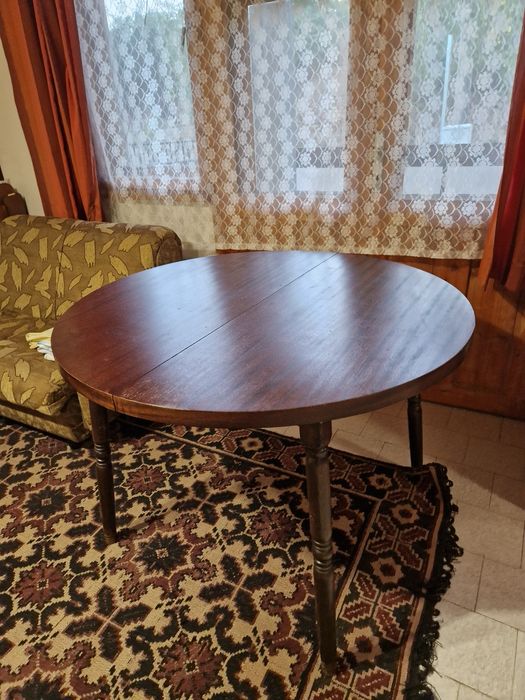 Трапезна/кухненска маса