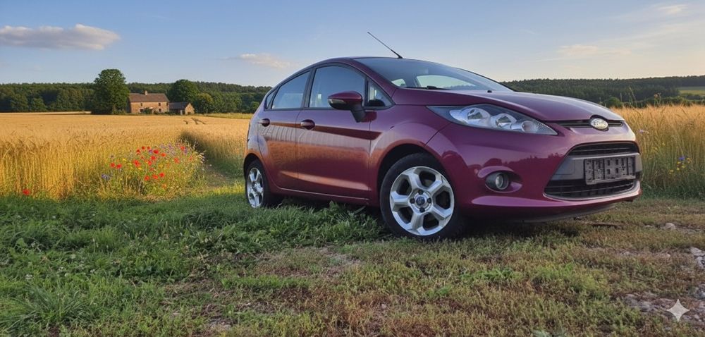 Ford fiesta 1.4 benzina cutie de viteze AUTOMATA