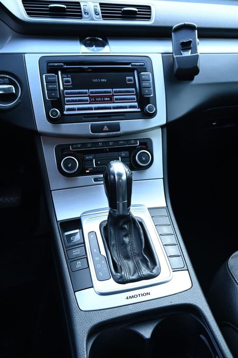 Volkswagen Passat Alltrack VW Passat B7 Variant 2.0 TDI 170 CP | 4Motion (4x4) | DSG | Alcantara