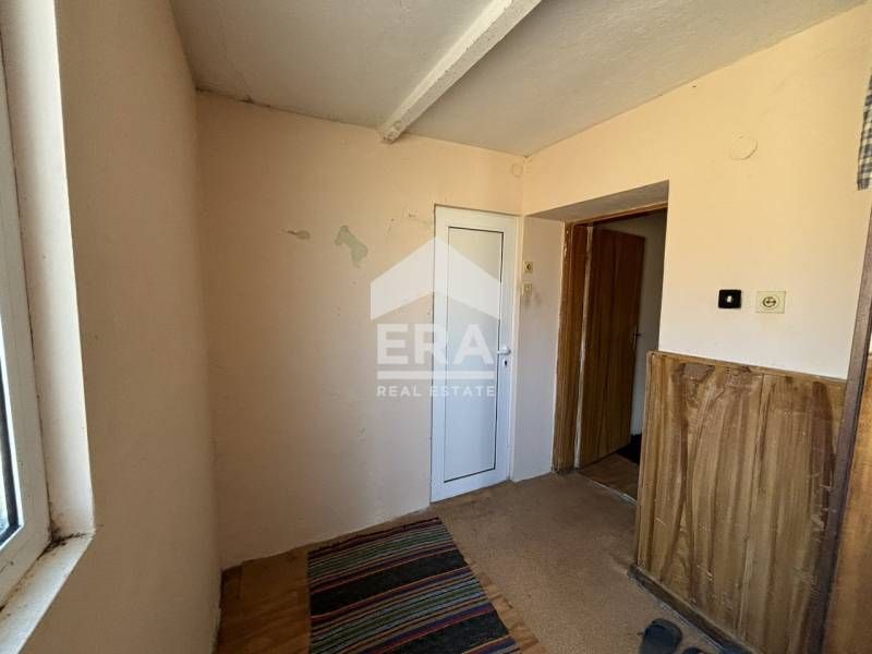 Продава се Етаж от къща в Хасково, Куба - 96 кв.м за 691 €/кв.м - Снимка #11