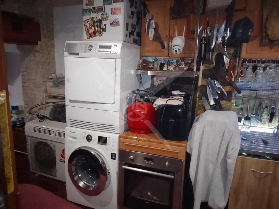 Продава се Едностаен апартамент в Варна, Колхозен пазар - 32 кв.м за 1407 €/кв.м - Снимка #1