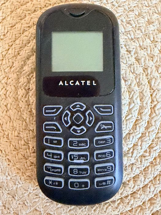 Телефон Alcatel OT-105