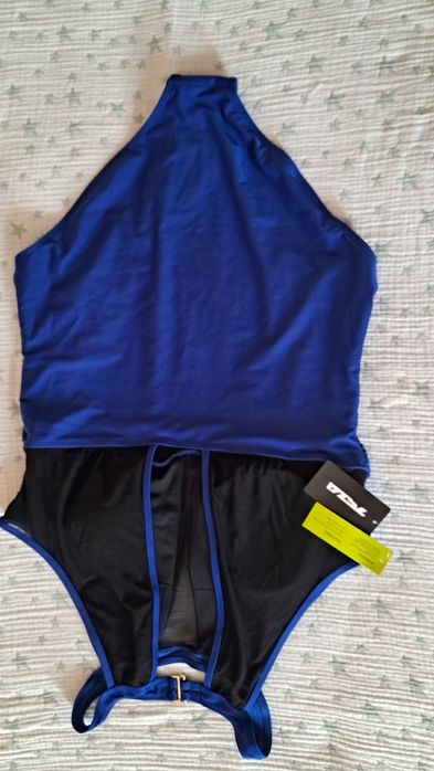 Продаётся новый купальник