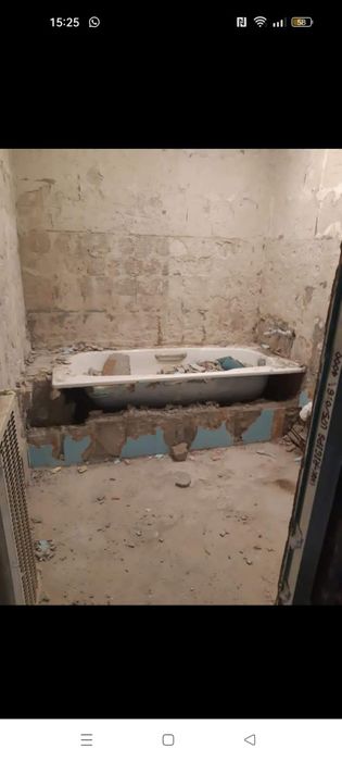 Debarasari, cărat moloz, cărat mobila