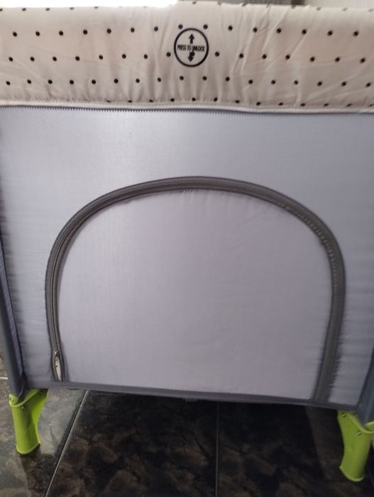 Кошара на две нива с комарник и матрак с кокос и мемори пяна