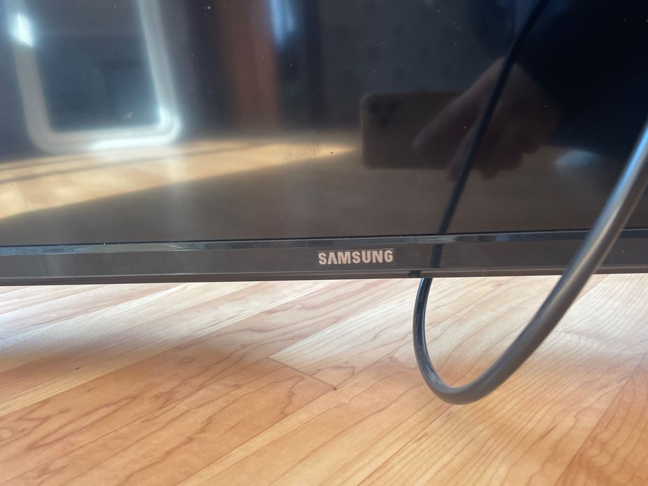 Телевизор Samsung