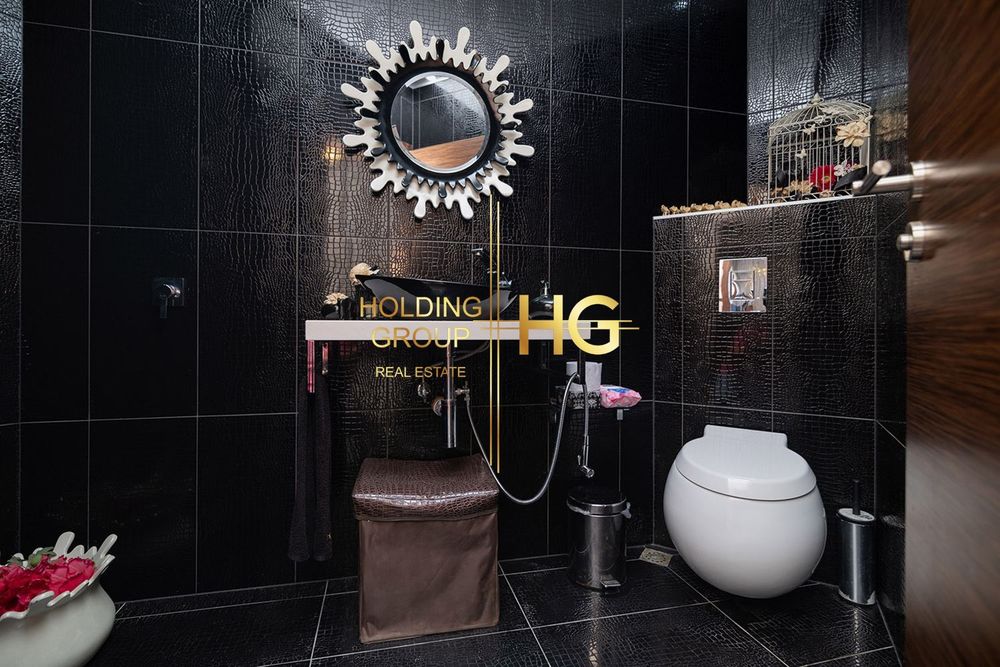 Къща в Варна-м-т Зеленика площ 350