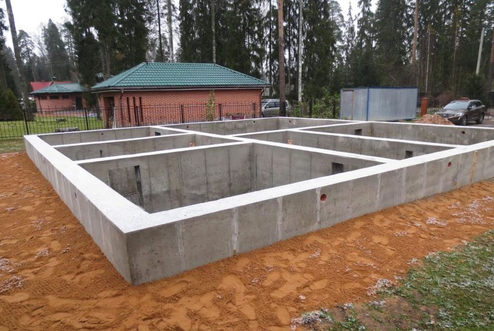 Заливаем фундамент