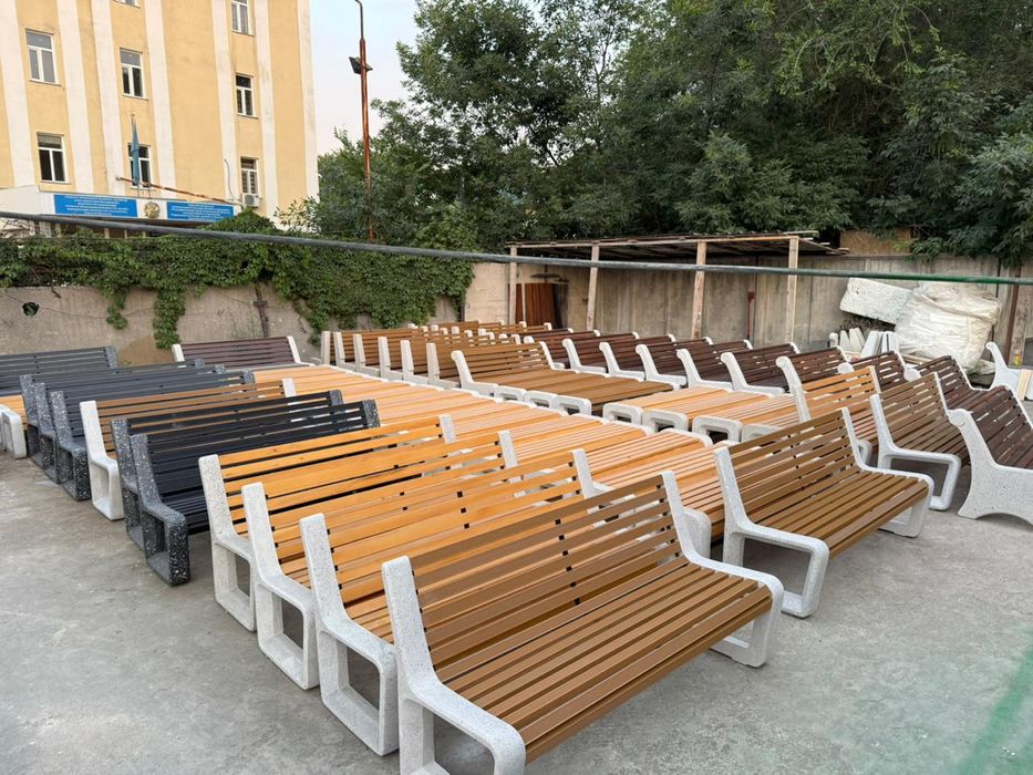 Скамейки вазоны урны мрамор