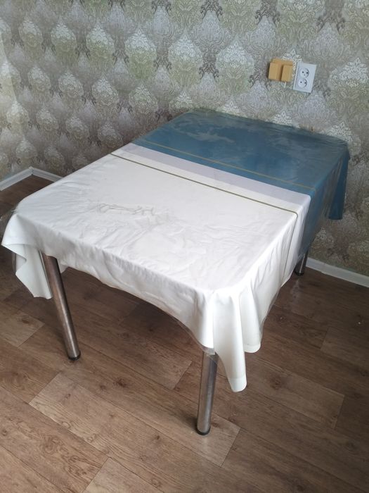 Продам стол большой