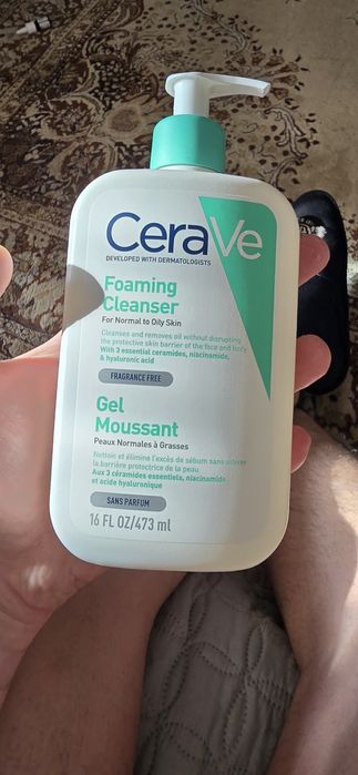 CeraVe Foaming Facial Cleanser