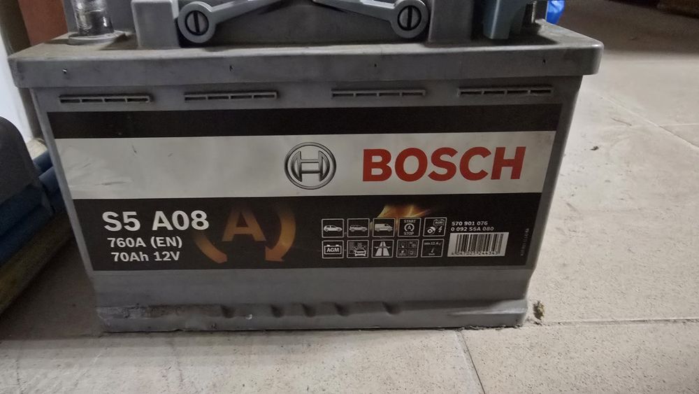 Акумулатор Bosch S5 AGM 70Ah