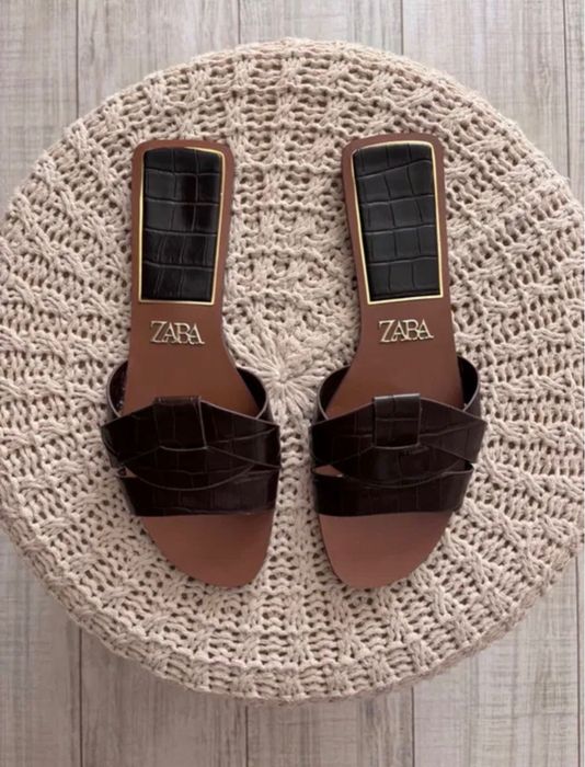 Стилни чехли ZARA в шоколадово кафяво