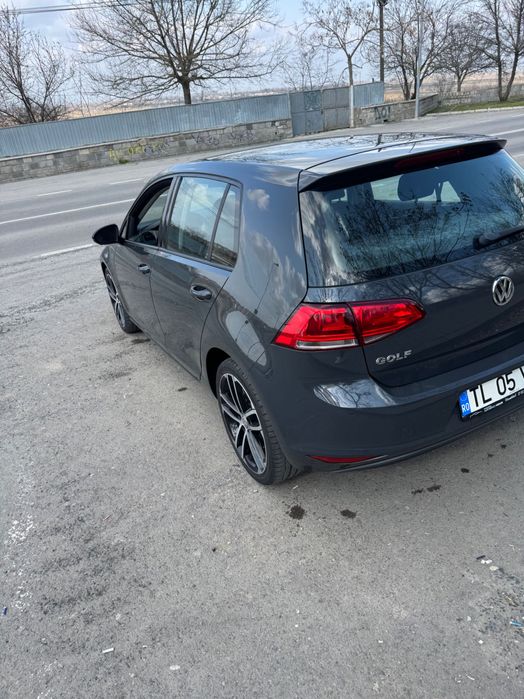 Vând golf 7 BLUE MOTION