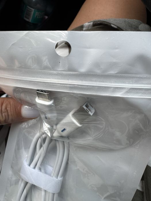 Кабели – USB-C, USB-A, AUX