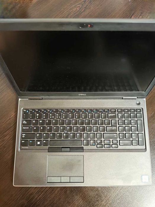 Работна станция Dell Precision 7540 Xeon E-2286M 64GB DDR4 QuadroT2000