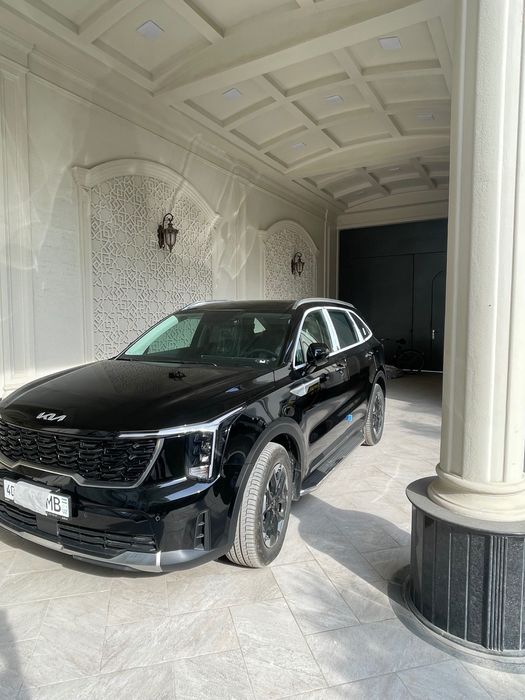 Kia sorento sotiladi