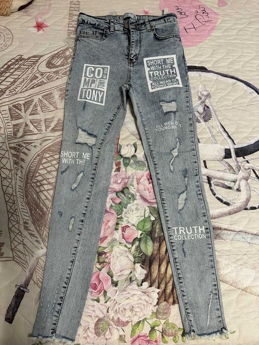 Дънки  размер 26