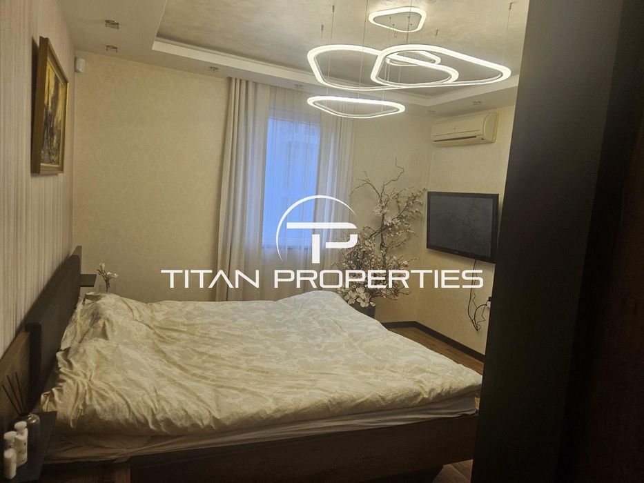 Дава се под наем Тристаен апартамент в Варна, Център - 105 кв.м за 1445.85 € - Снимка #7